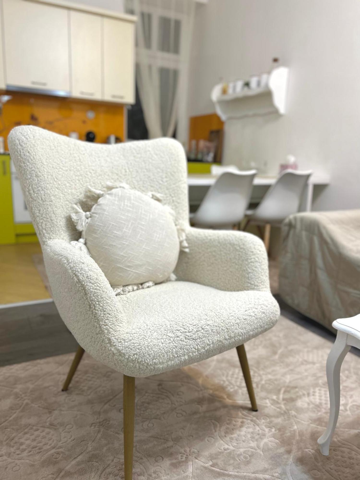 Main Street Retreat Apartment With Free Parking Сараєво Екстер'єр фото