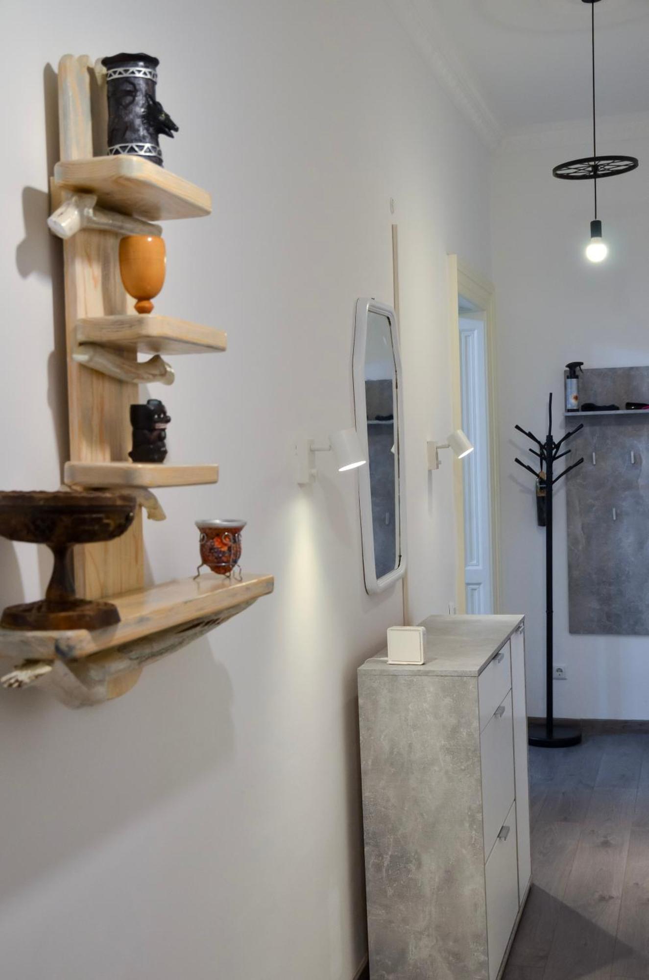 Main Street Retreat Apartment With Free Parking Сараєво Екстер'єр фото