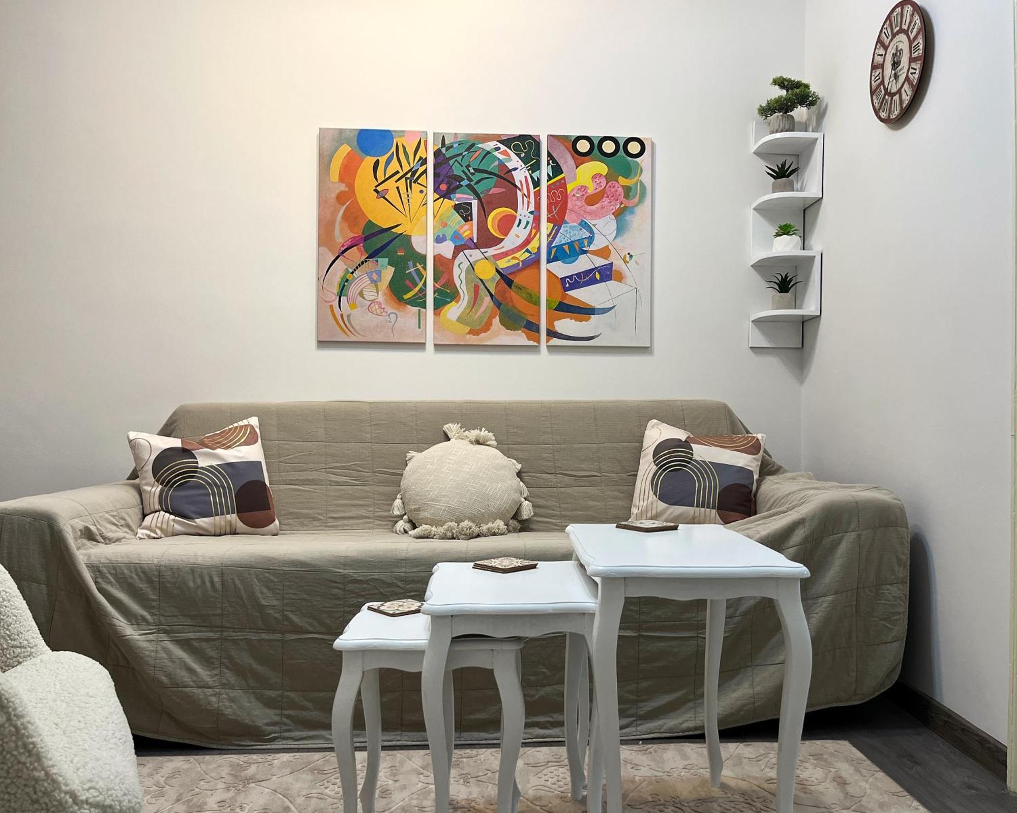 Main Street Retreat Apartment With Free Parking Сараєво Екстер'єр фото